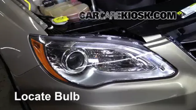 2013 Chrysler 200 Limited 3.6L V6 FlexFuel Sedan Lights Parking Light (replace bulb)